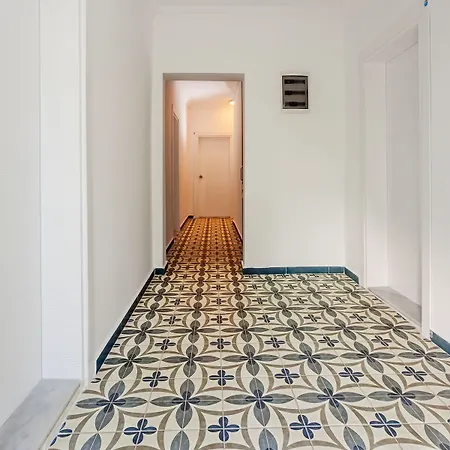 Puya Kas